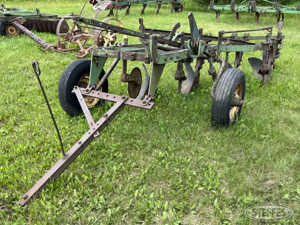 John Deere Cable Plow