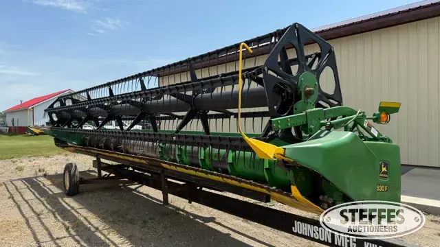 2000 John Deere 930F