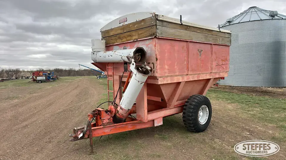 United Farm Tools grain cart