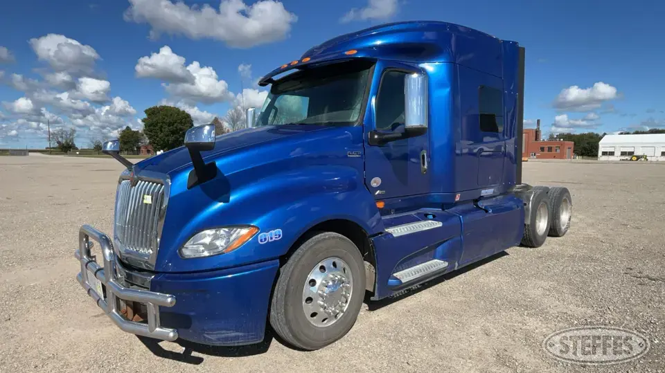 2019 International LT625 Conventional Truck with Sleeper