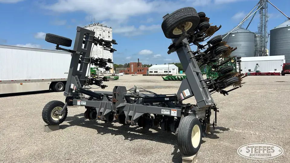 Yetter strip till bar Strip Tillage
