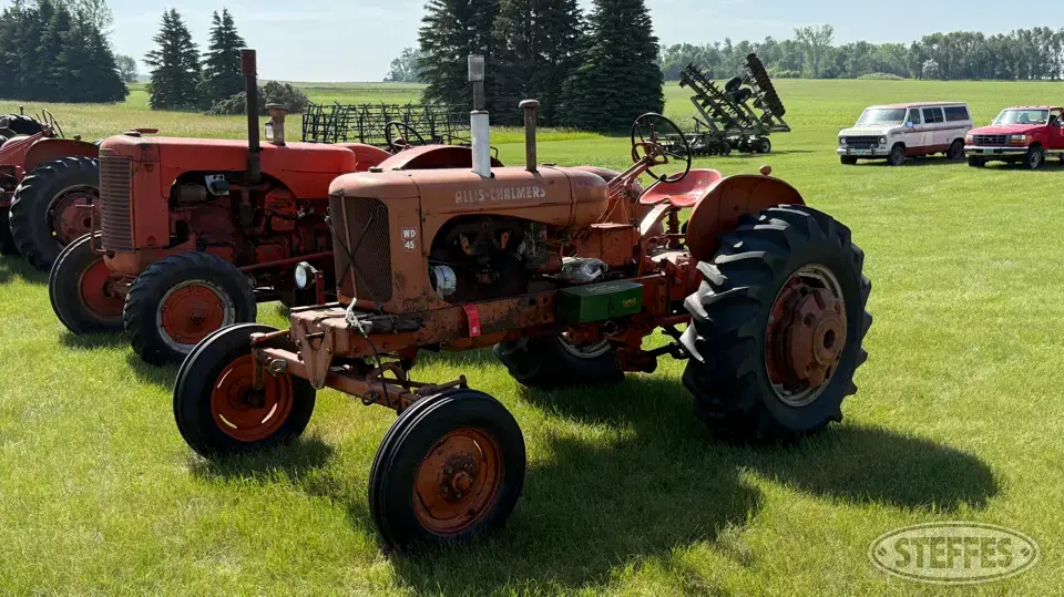 1951 Allis-Chalmers WD-45 Collectible Tractor