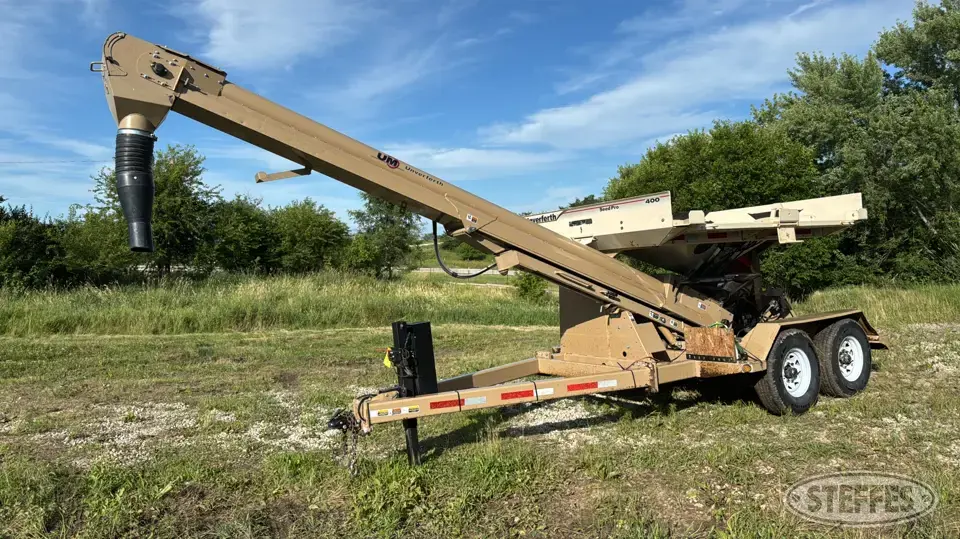 2014 Unverferth Seed Pro 400 Box Seed Tender Trailer