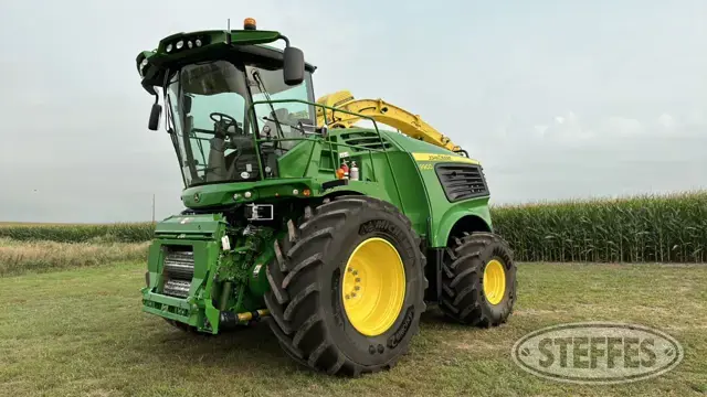2022 John Deere 9900