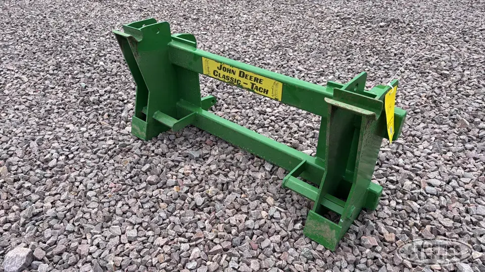 2025 MDS 5228 Tractor Loaders and Attachment