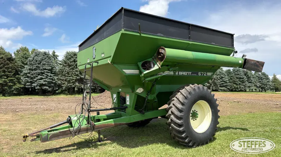 Brent 672 Grain Cart