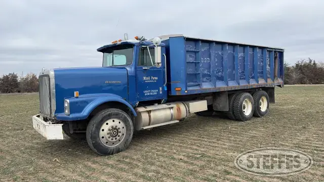 1989 International F9370
