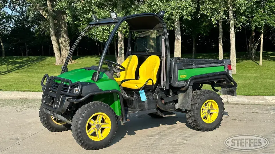 John Deere 825 Gator Recreational-Other