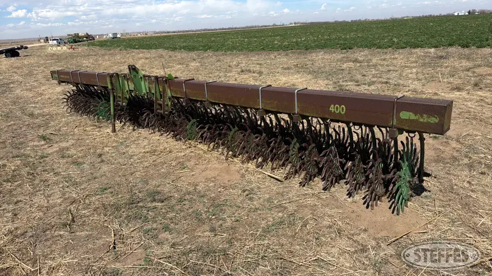 John Deere 400 Rotary Hoe