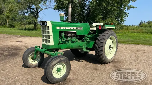 1974 Oliver 1555