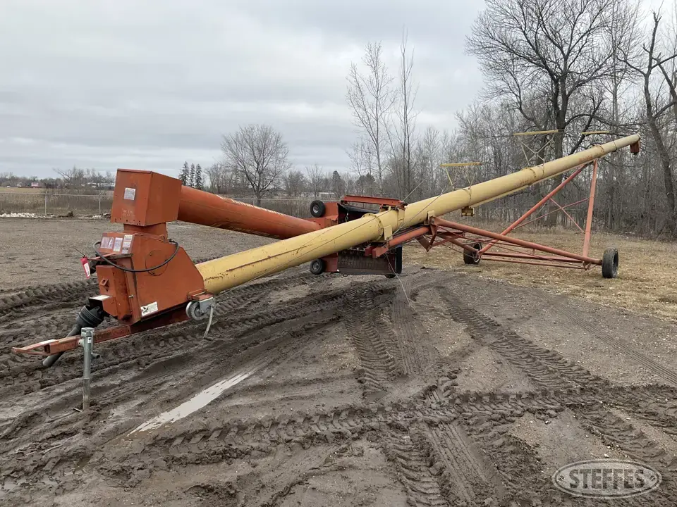 1999 Westfield MK130-71 Swing Hopper Auger