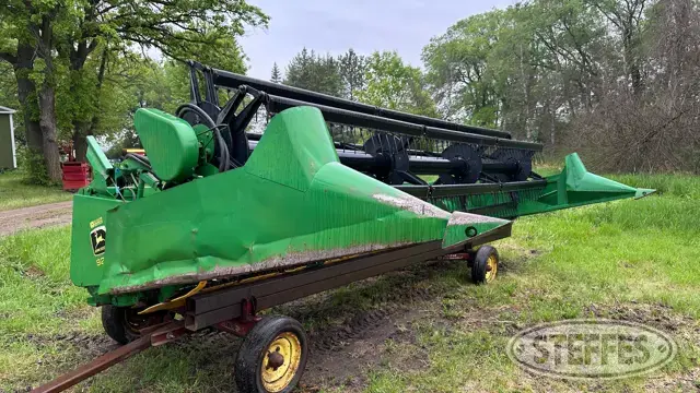 1989 John Deere 920