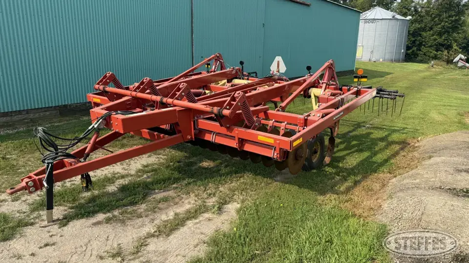 Krause 4811 Chisel Plow