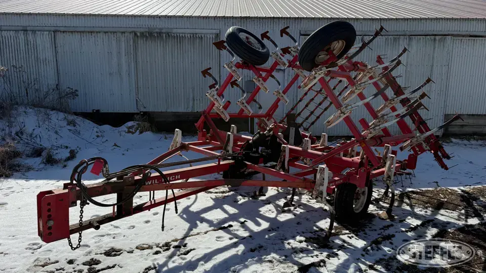 Wil-Rich field cultivator