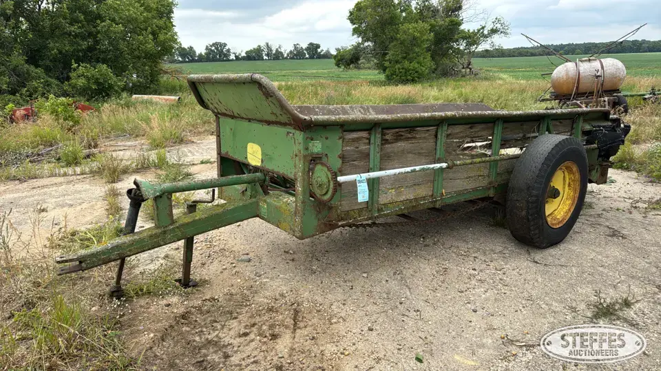 John Deere manure spreader Manure Application Equipment
