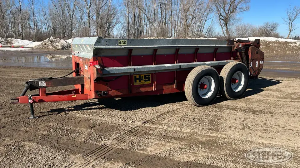 H&S 430 Manure Application Equipment