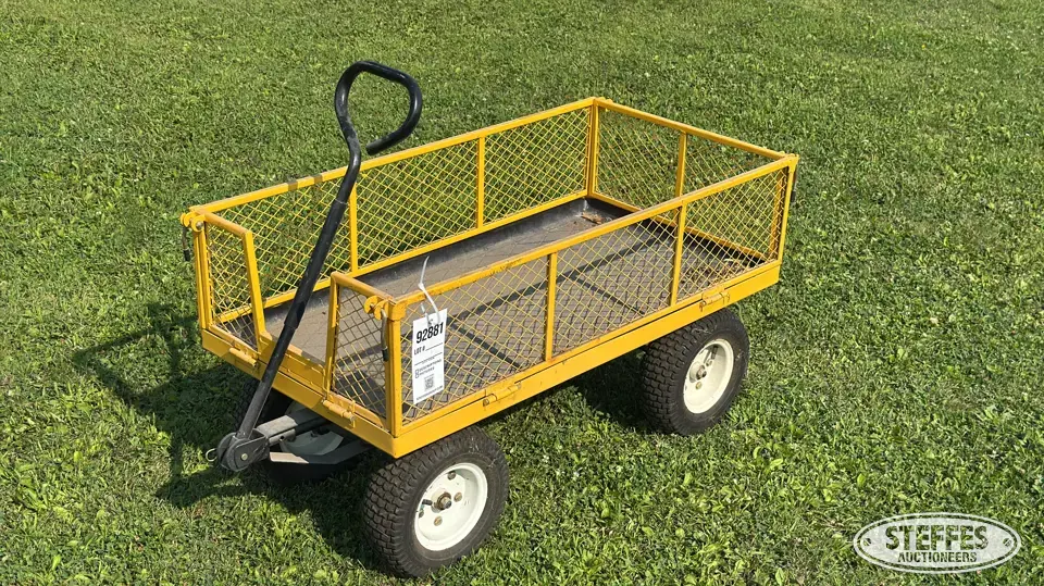 Yard wagon Lawn and Garden Accessory