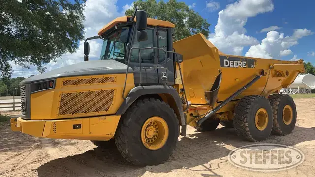 2018 Deere 260E