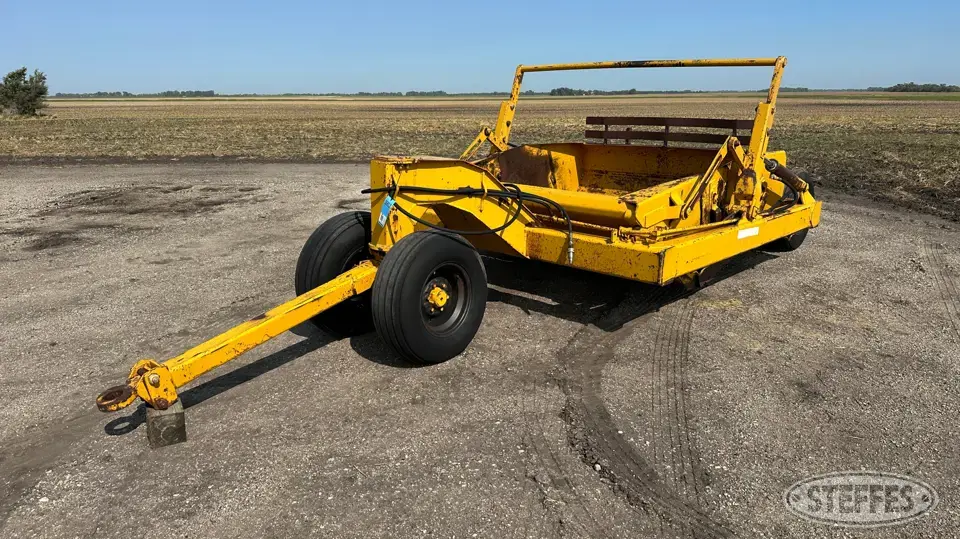 Midland M66 Pull Scraper