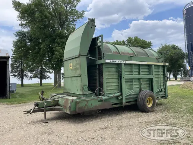 John Deere 200