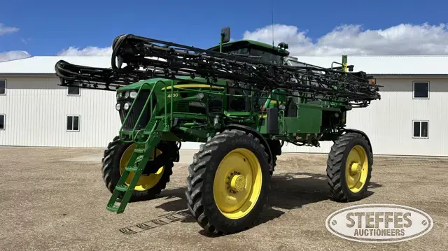 2010 John Deere 4830