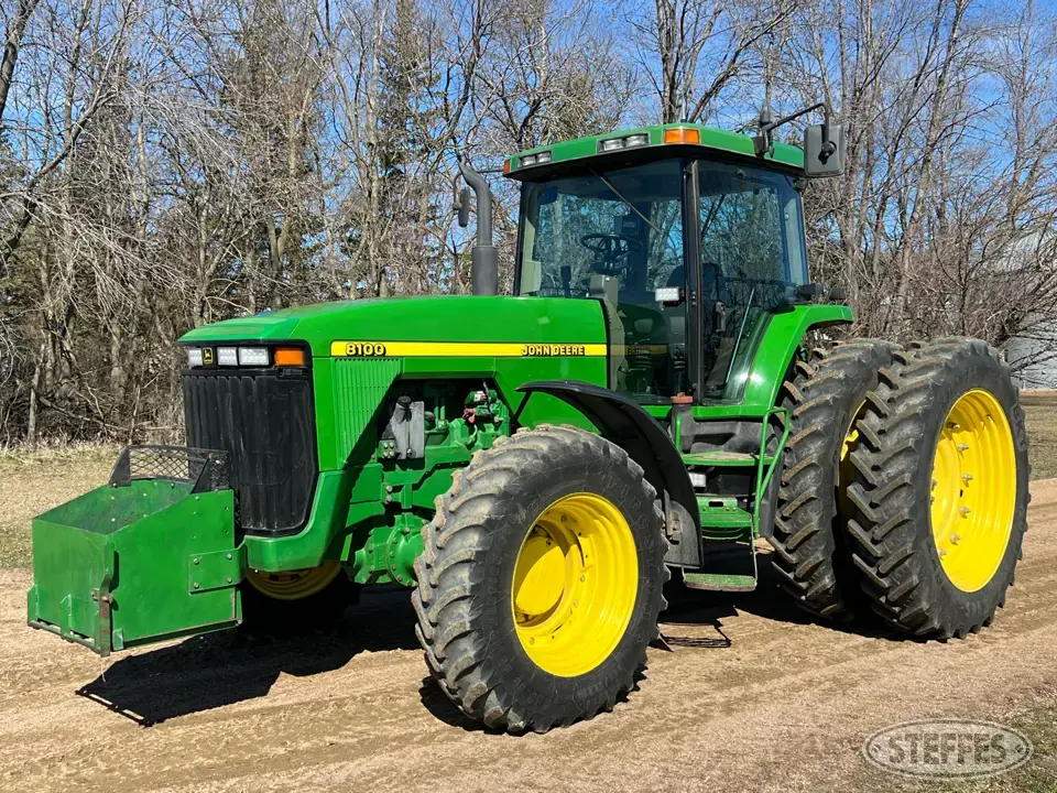 1997 John Deere 8100 MFWD Tractor