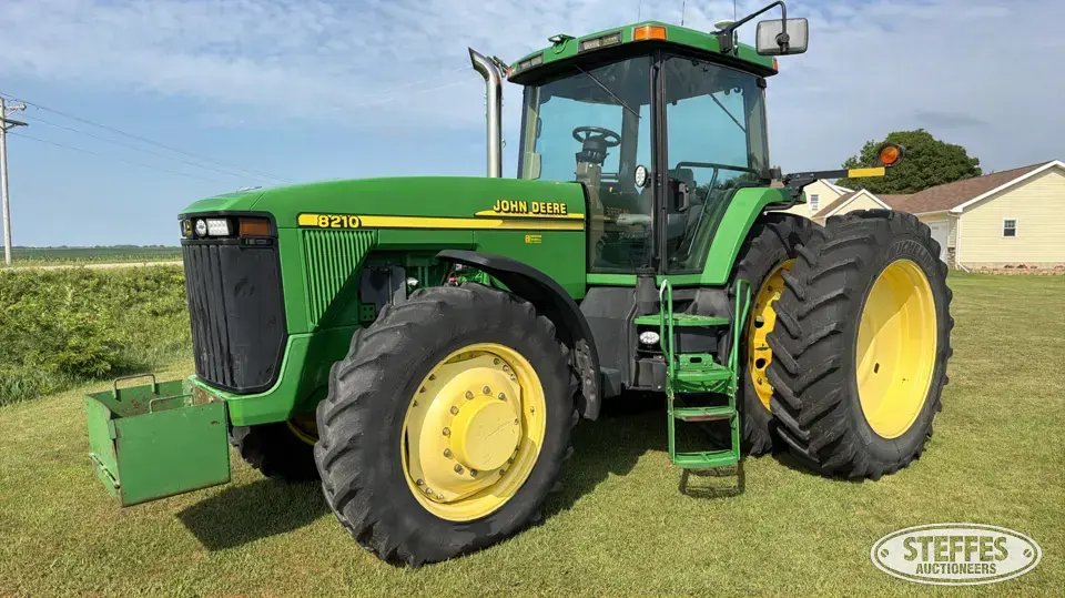 2000 John Deere 8210 MFWD Tractor
