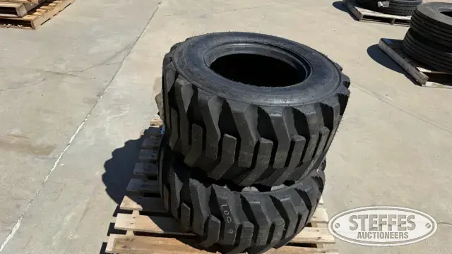 (2) Galaxy XD2010 33x15.50-16.5 tires