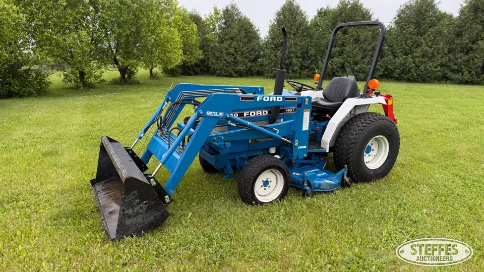 1992 Ford 1620 MFWD Tractor