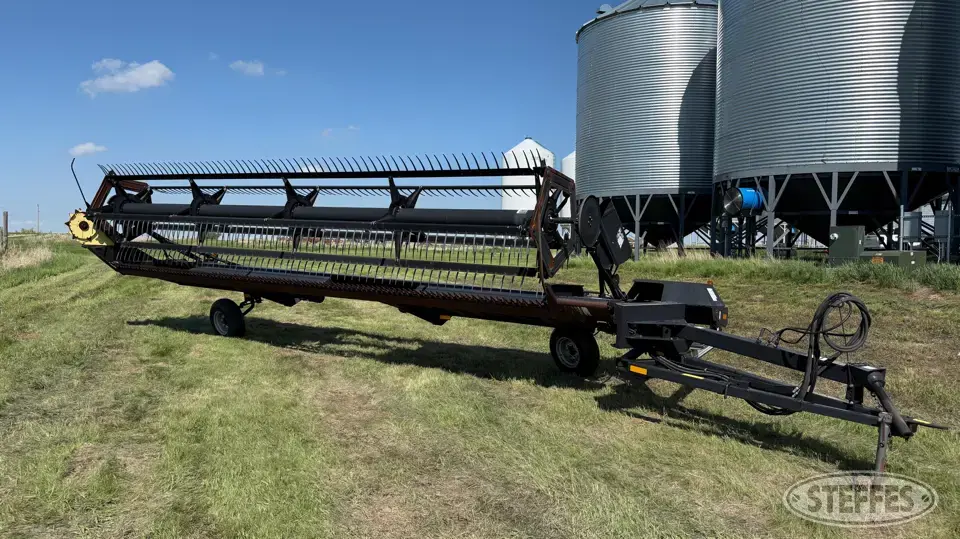 1994 Premier 1900 Pull-Type Swather