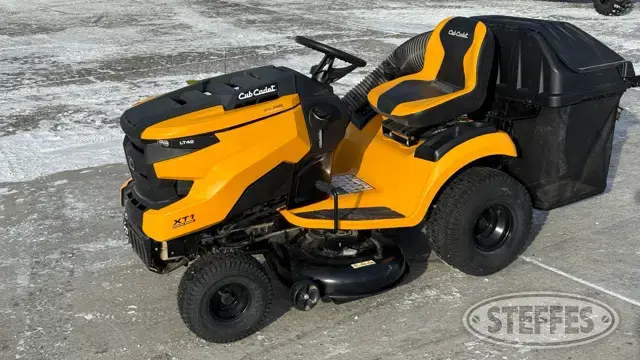 2024 Cub Cadet LT42