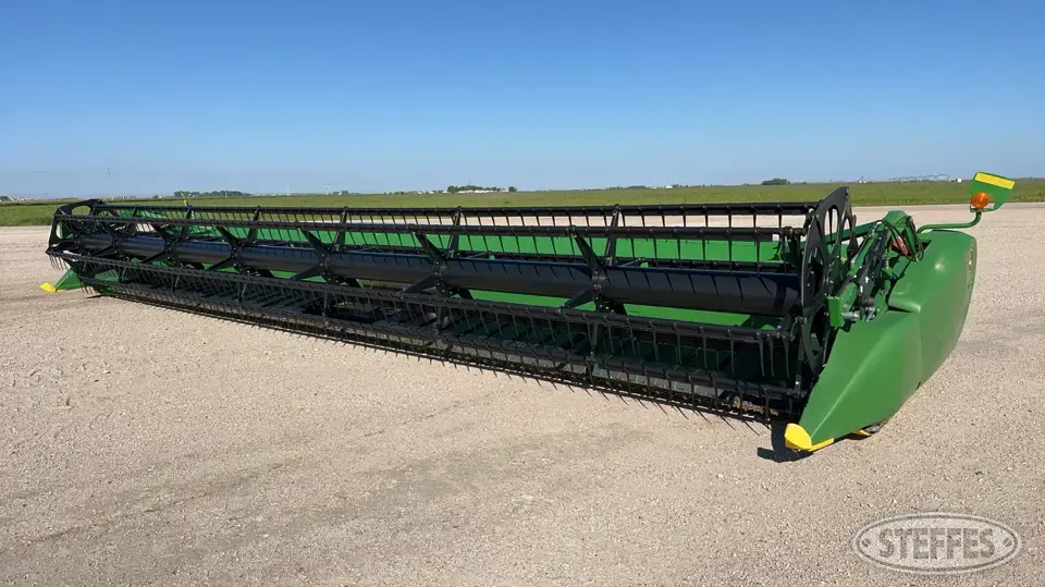 2015 John Deere 635FD Draper Head