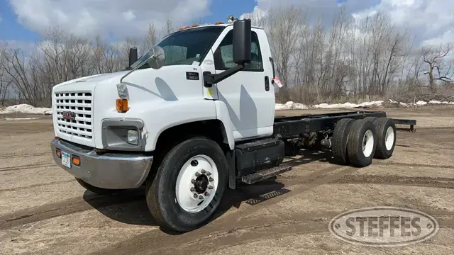 2003 GMC C8500