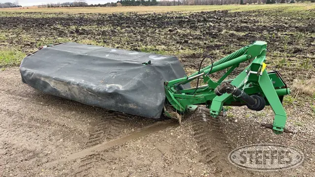 2011 John Deere 275