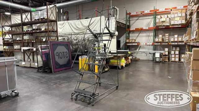 Rolling stairs