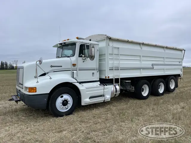 1995 International 9200