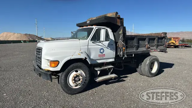 1998 Ford F-800