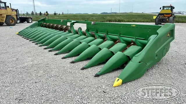 2022 John Deere C18R