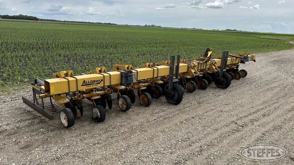 Alloway 2030 Row Crop Cultivator