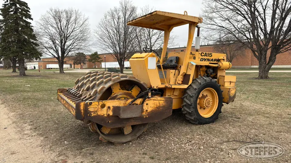 1984 Dynapac CA15 Self-Propelled Padfoot Compactor