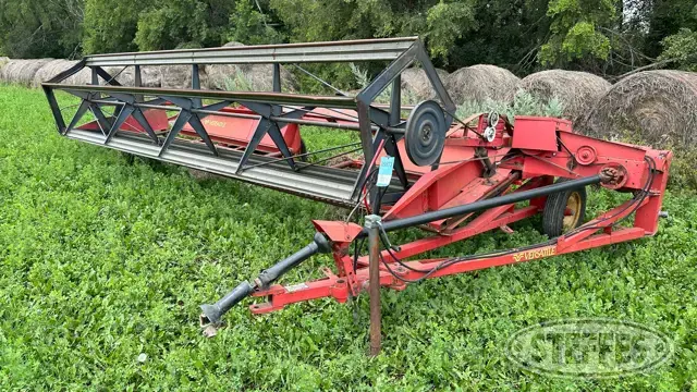 1983 Versatile