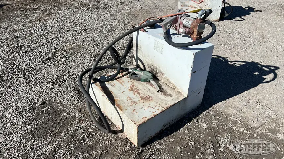 Delta Fuel Tank