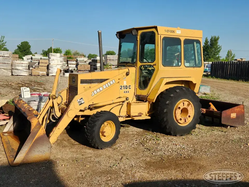 1994 John Deere 210C Wheel Loader