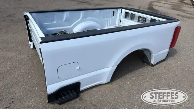 Ford Super Duty pickup box