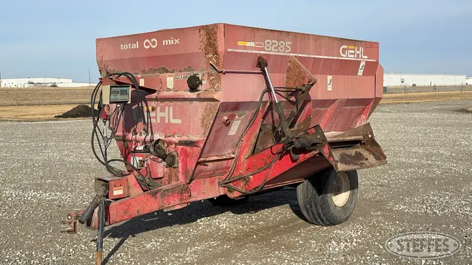 Gehl 8285 Livestock Equipment-Other