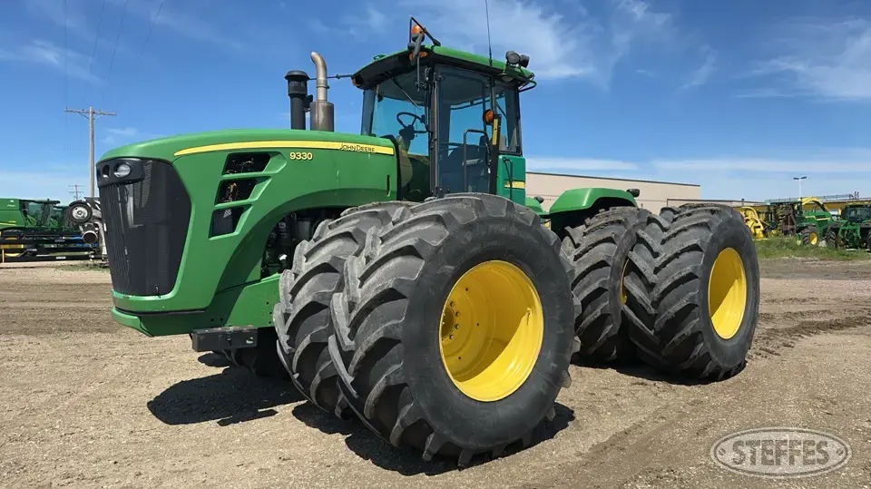 2010 John Deere 9330 4WD Tractor