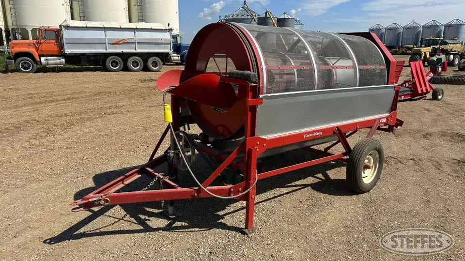 Farm King 480 Grain Cleaner