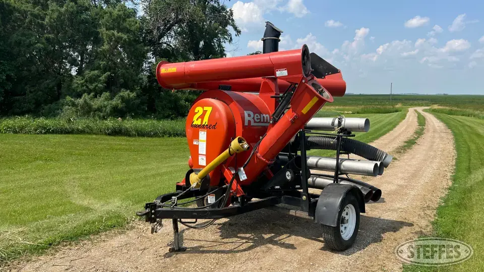 REM 2700 Pneumatic Grain Equipment
