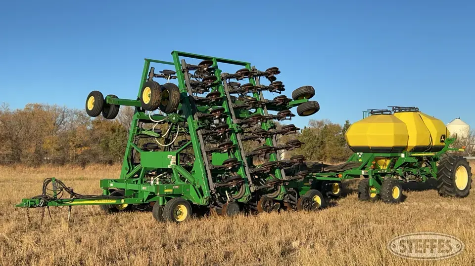 2009 John Deere 1895 Air Drills and Air Seeder