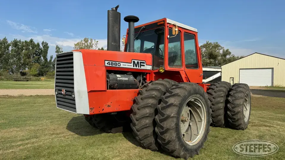 1979 Massey Ferguson 4880 4WD Tractor